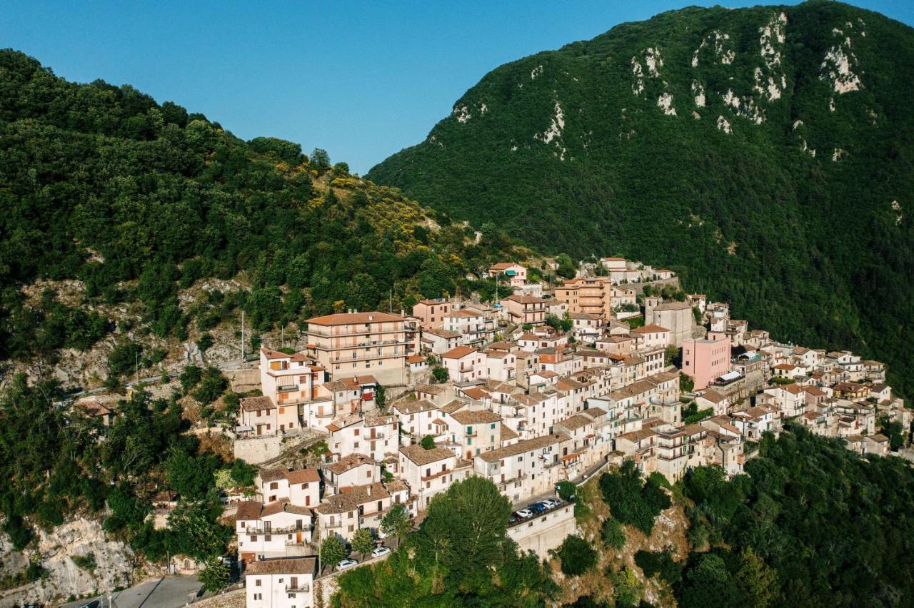 Lago Del Turano - La Taverna Con Cucina Open Space E Free Wi-Fi Ascrea Exteriér fotografie